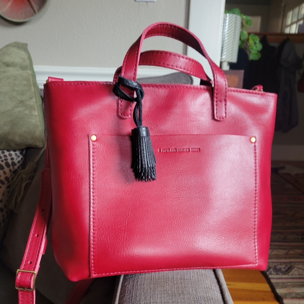 Portland Leather Medium Crossbody Tote with Zipper and Tassel